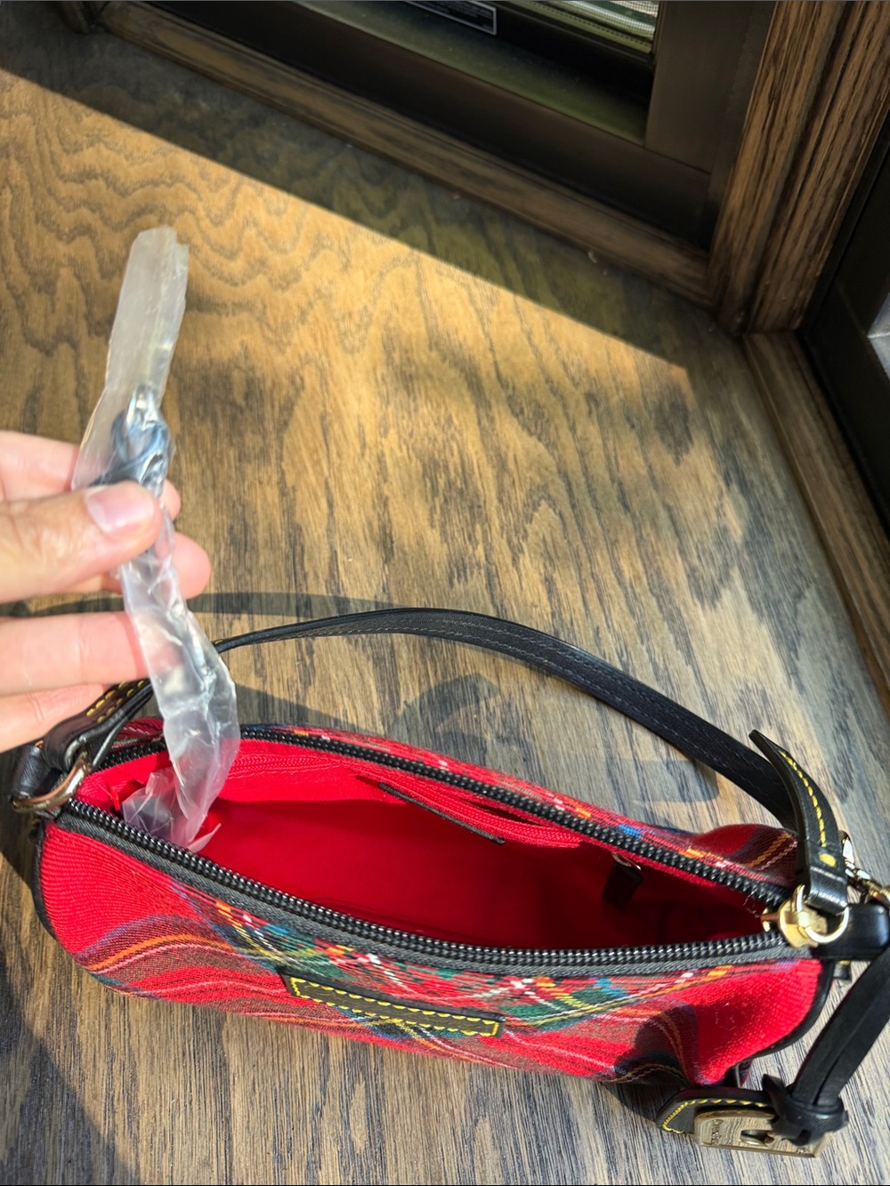 Dooney & Bourke Red Tartan shoulder bag with Leather Strap - Picture 6 of 7